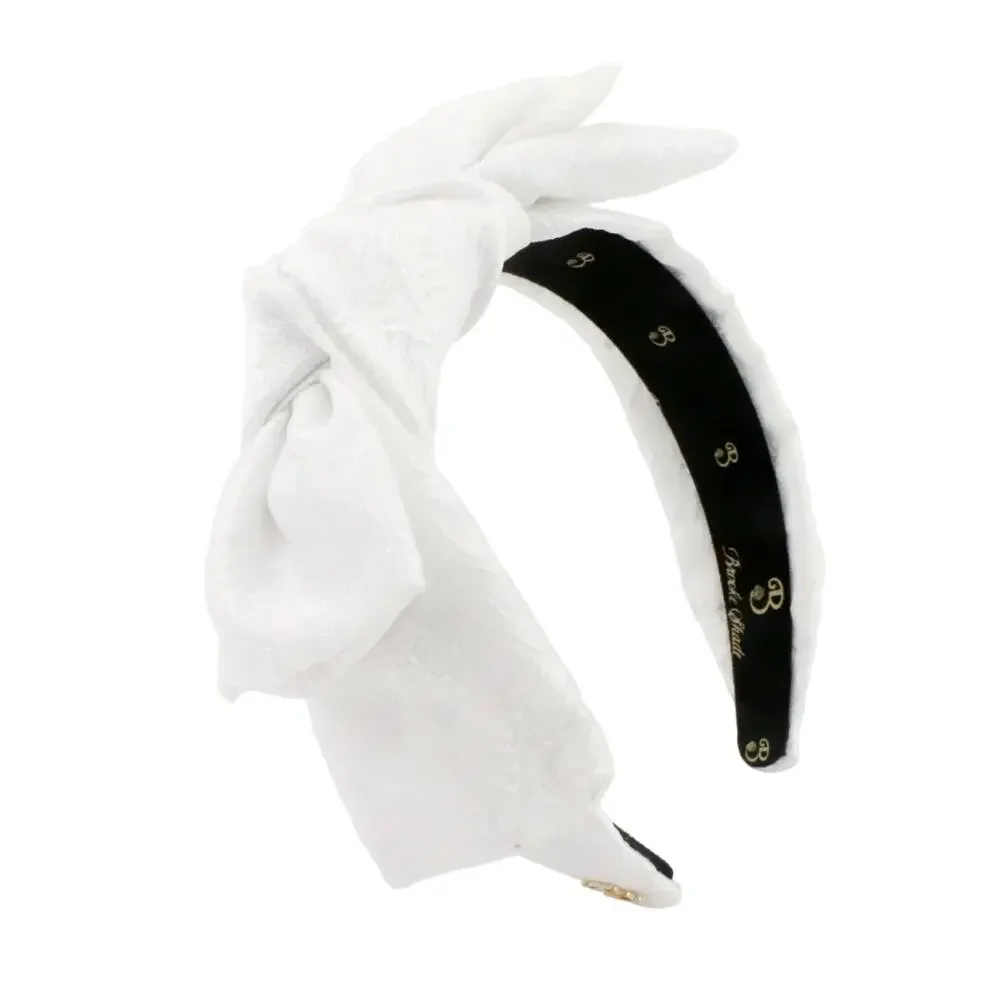 The Pearelscent Shell Brocade Bow